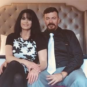 Meet your Posher, Adam